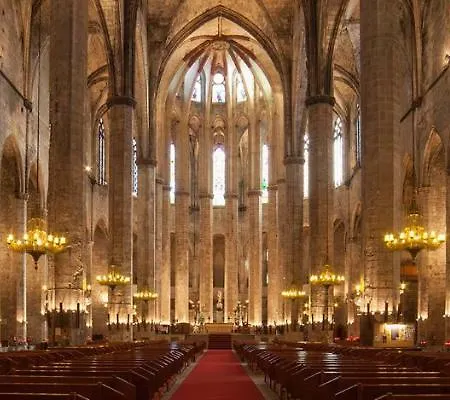 Nice In The Middle Of Born * Barcelona